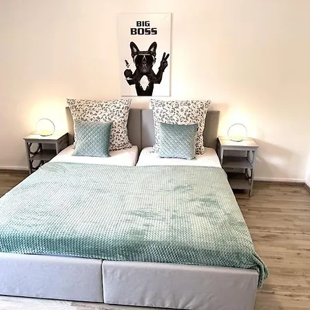 Theox No 8 - 90qm Mit 2 Schlafzimmern Und 5 Betten