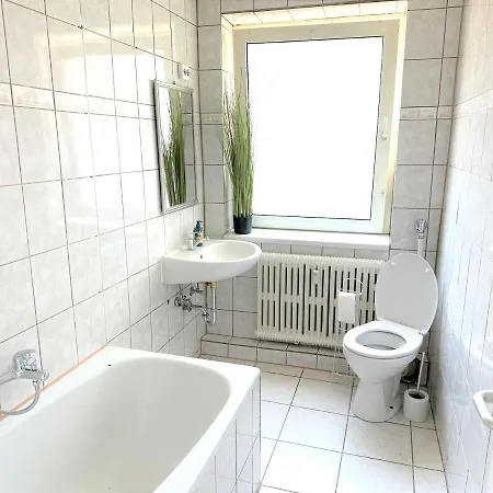 Apartment Theox No 8 - 90qm Mit 2 Schlafzimmern Und 5 Betten *